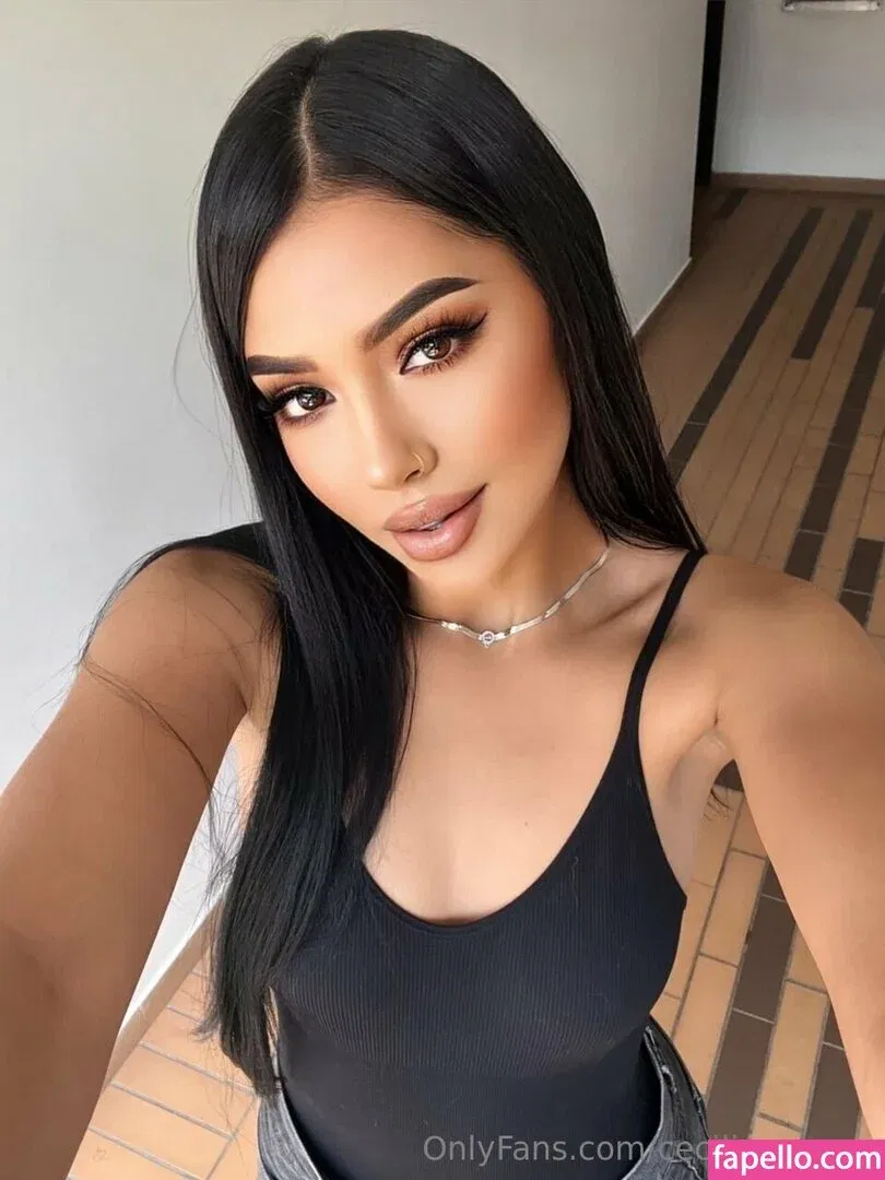 cecilia.suarez Onlyfans Photo Gallery 