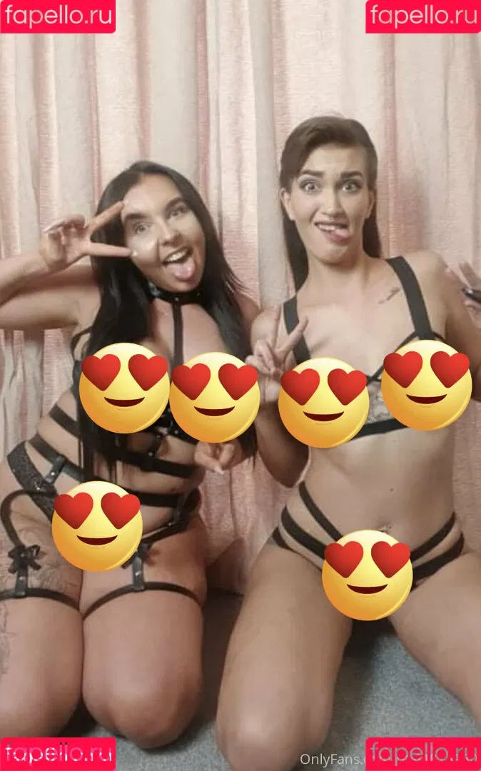 tashag18 Onlyfans Photo Gallery 