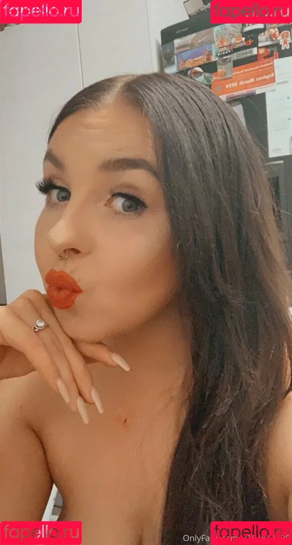 tashag18 Onlyfans Photo Gallery 