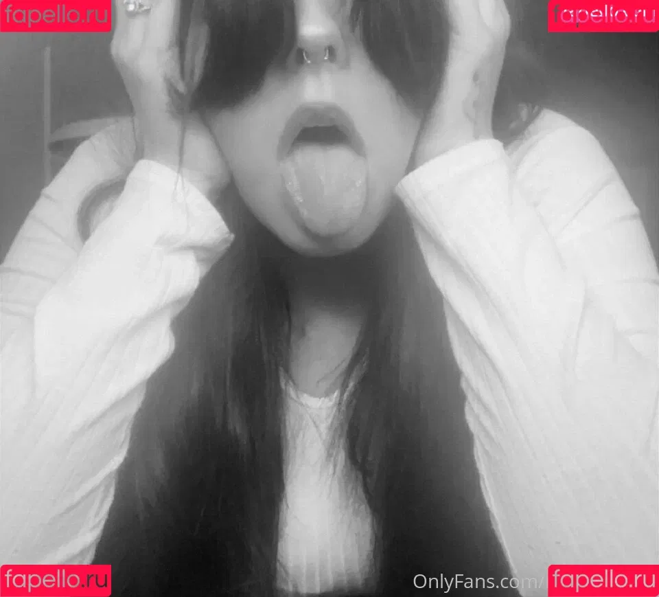 tashag18 Onlyfans Photo Gallery 