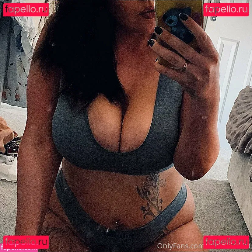 tashag18 Onlyfans Photo Gallery 