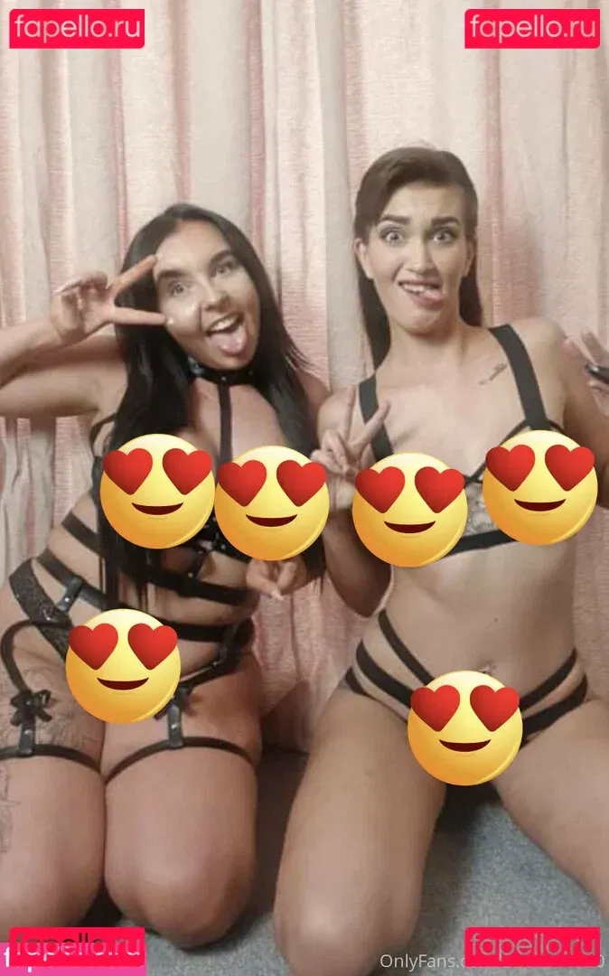 tashag18 Onlyfans Photo Gallery 