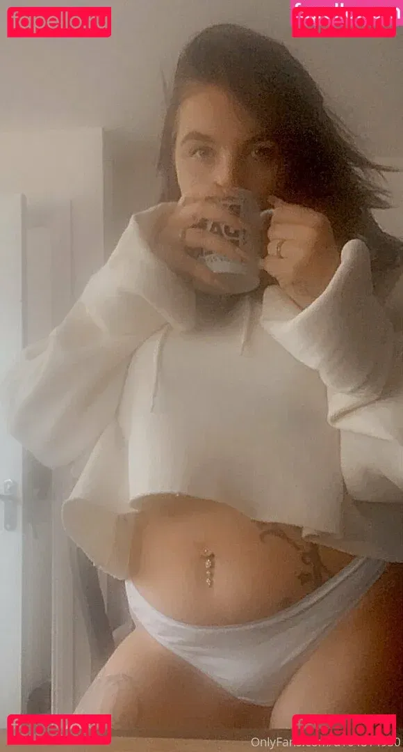 tashag18 Onlyfans Photo Gallery 