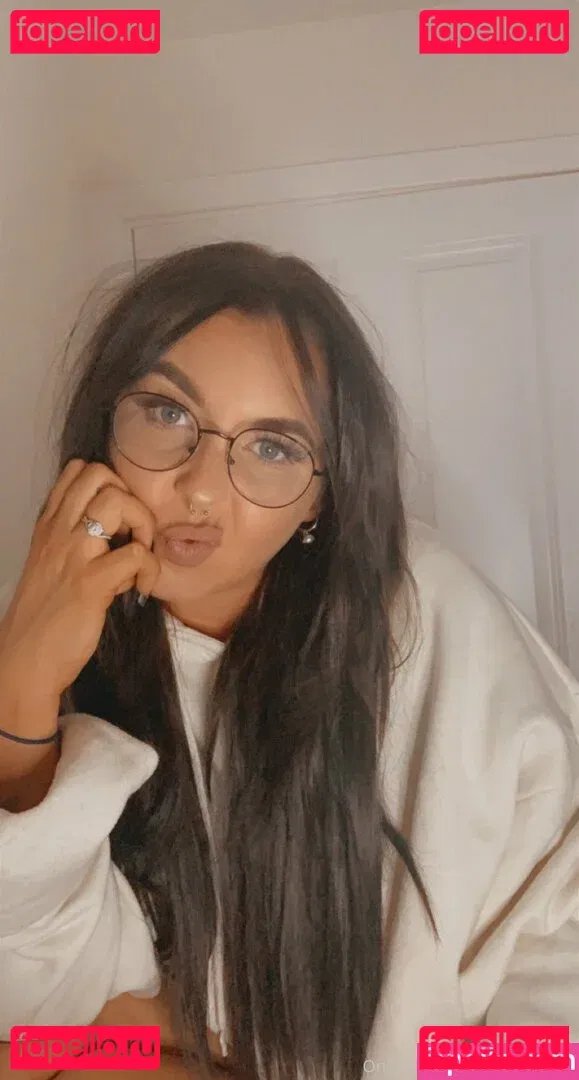 tashag18 Onlyfans Photo Gallery 