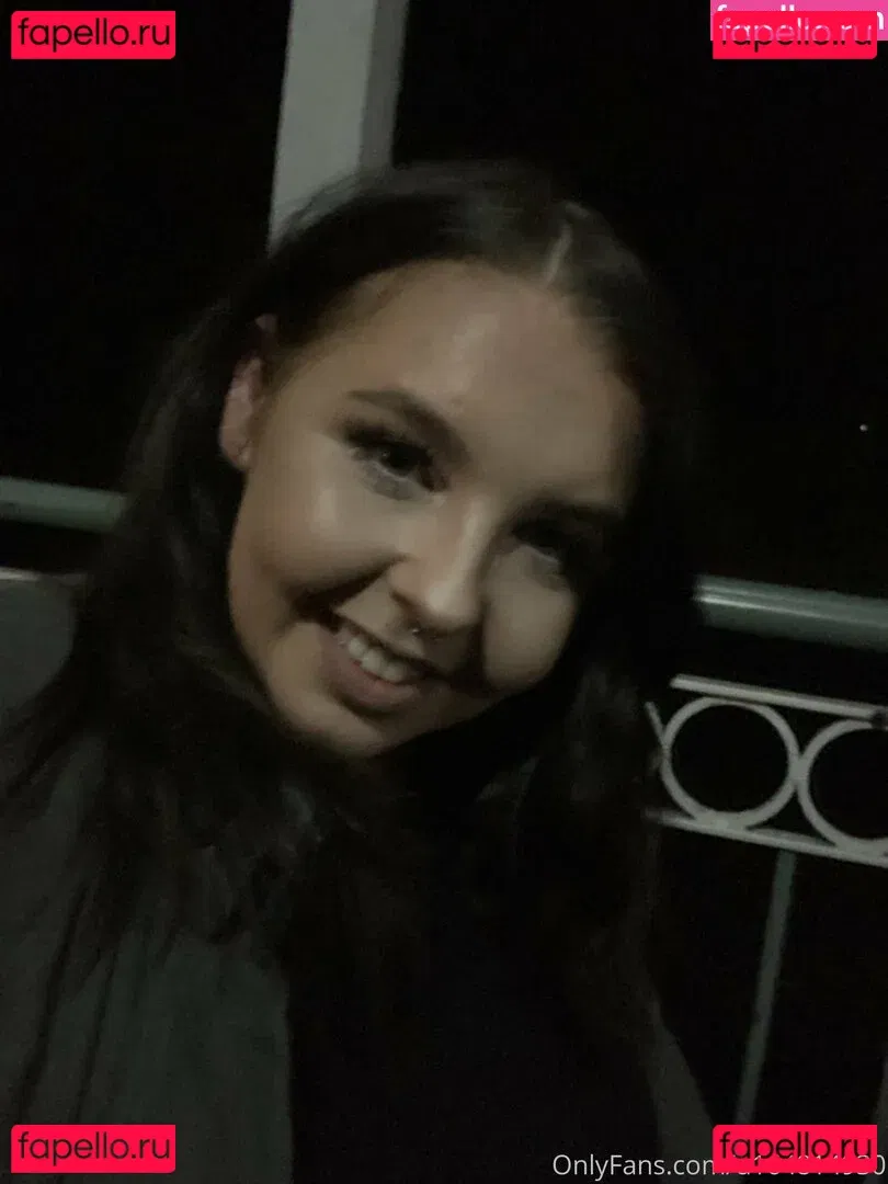 tashag18 Onlyfans Photo Gallery 