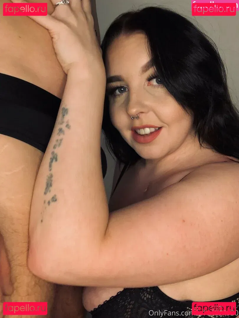 tashag18 Onlyfans Photo Gallery 