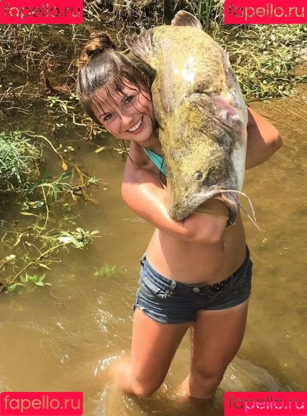 Hannah Barron Onlyfans Photo Gallery 