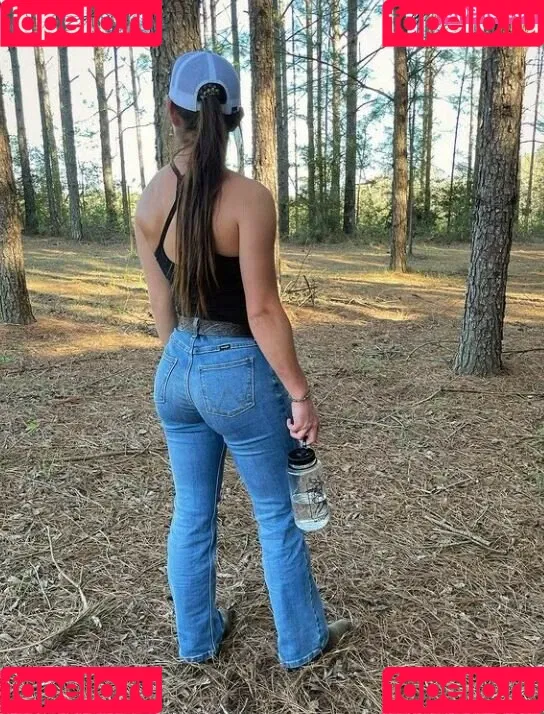 Hannah Barron Onlyfans Photo Gallery 