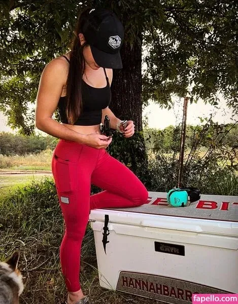 Hannah Barron Onlyfans Photo Gallery 