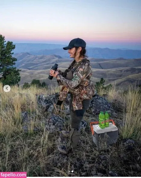 Hannah Barron Onlyfans Photo Gallery 