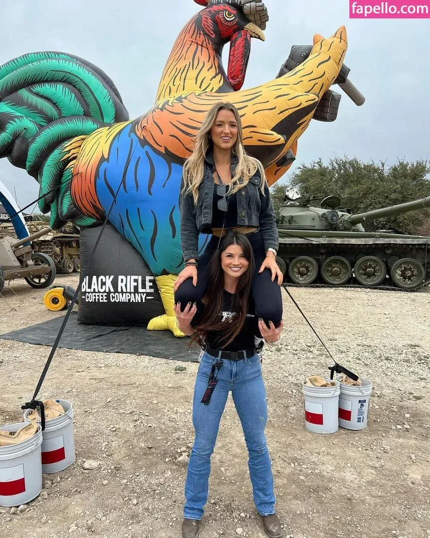 Hannah Barron Onlyfans Photo Gallery 