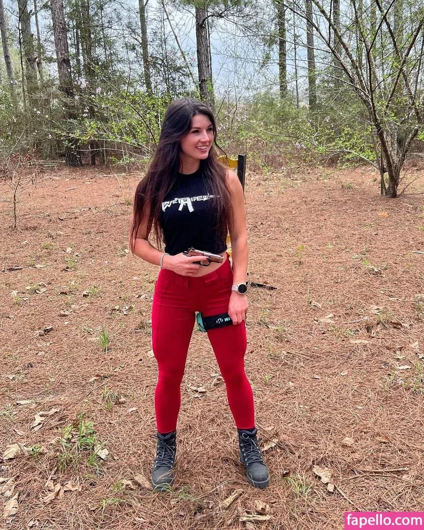 Hannah Barron Onlyfans Photo Gallery 