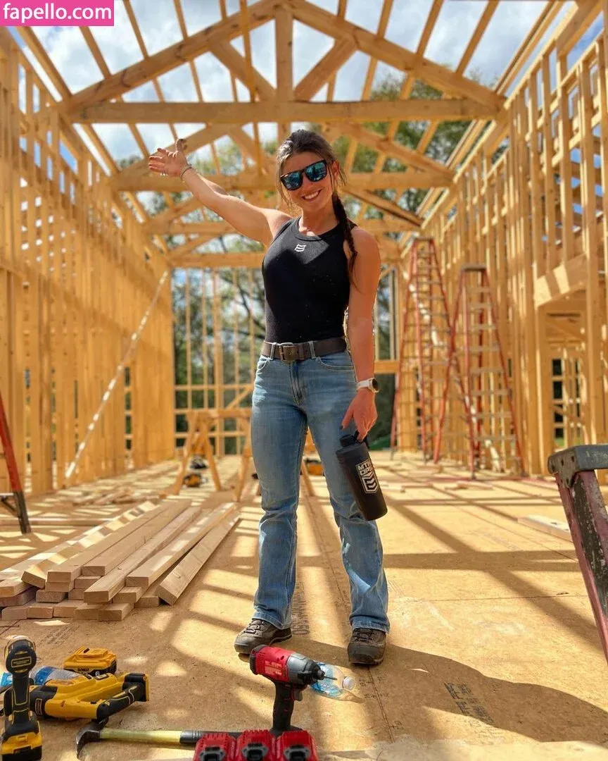 Hannah Barron Onlyfans Photo Gallery 