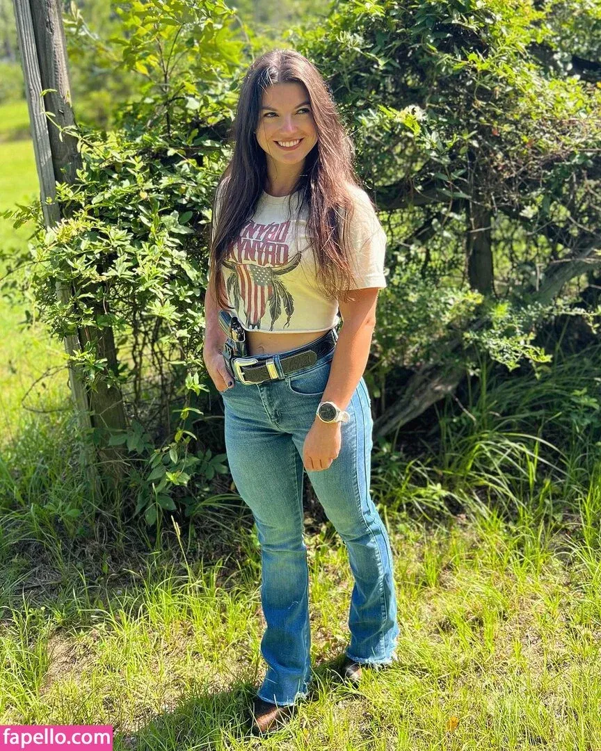 Hannah Barron Onlyfans Photo Gallery 