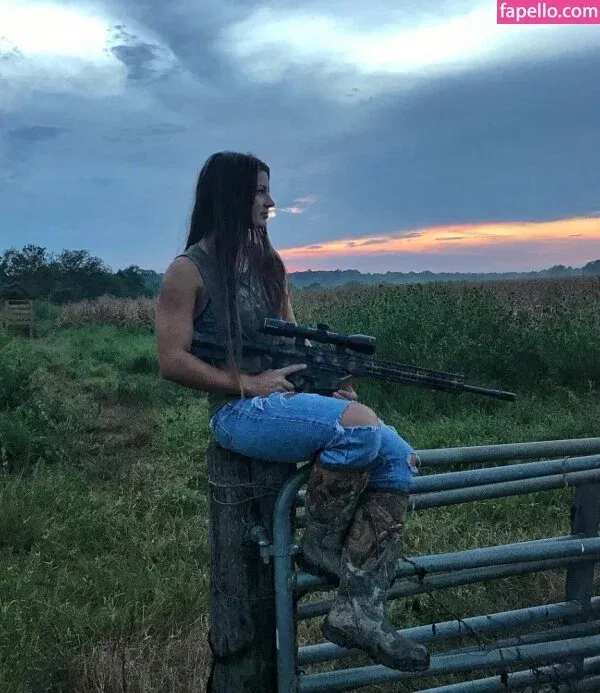 Hannah Barron Onlyfans Photo Gallery 