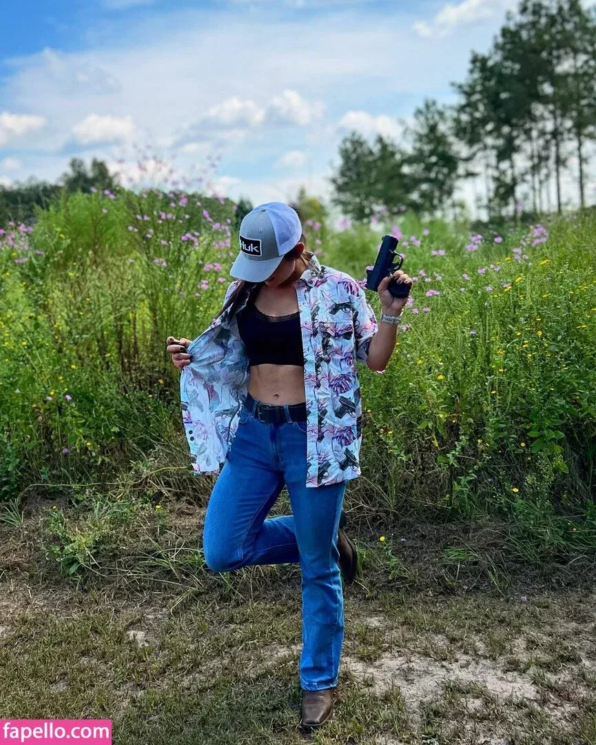 Hannah Barron Onlyfans Photo Gallery 