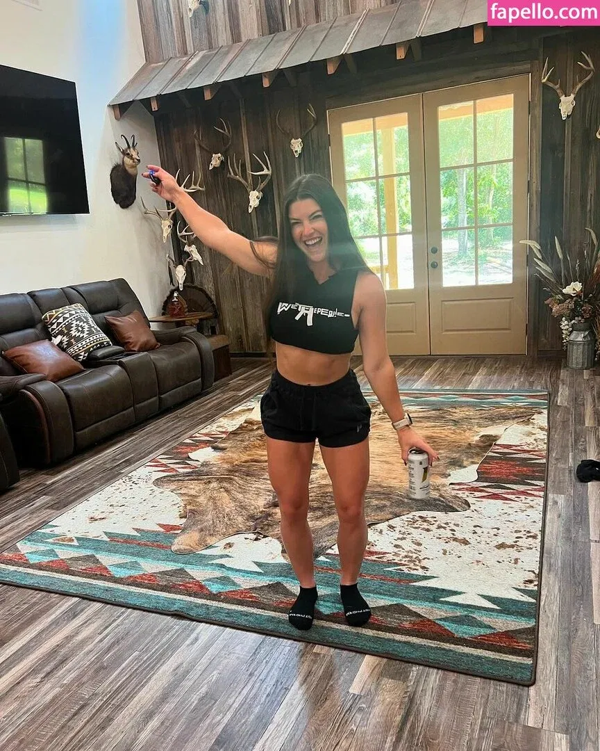 Hannah Barron Onlyfans Photo Gallery 