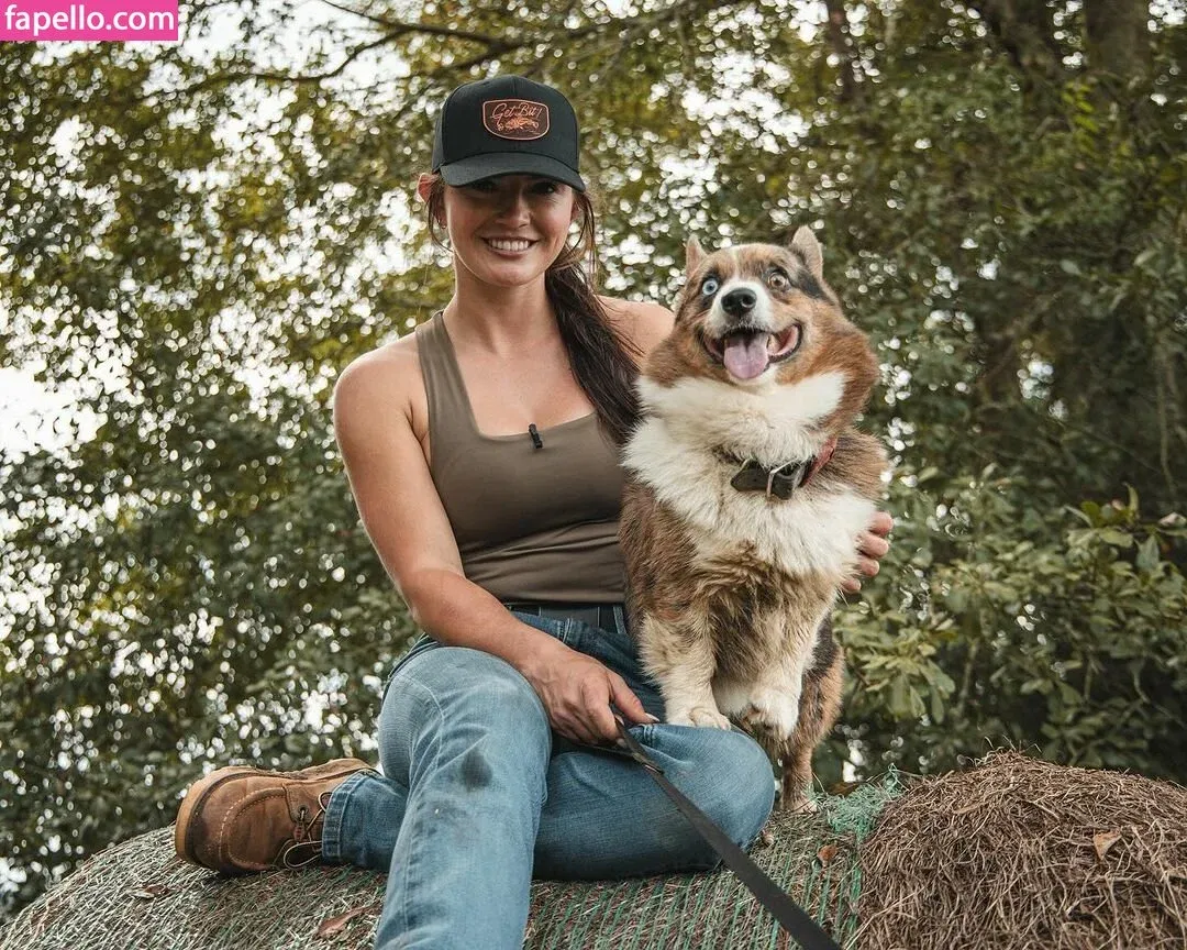 Hannah Barron Onlyfans Photo Gallery 