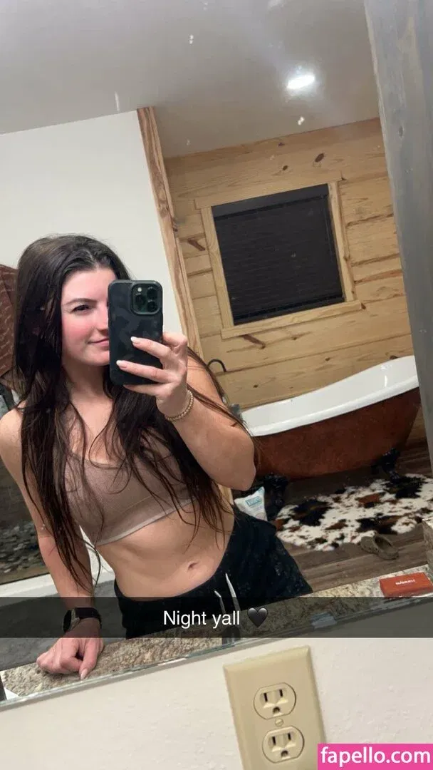 Hannah Barron Onlyfans Photo Gallery 