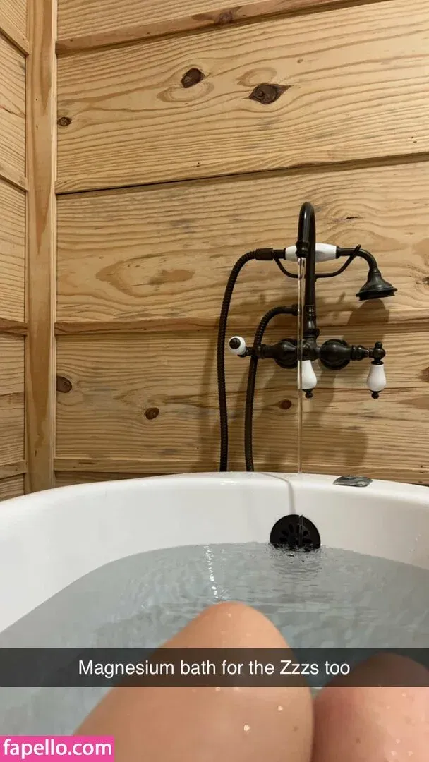 Hannah Barron Onlyfans Photo Gallery 