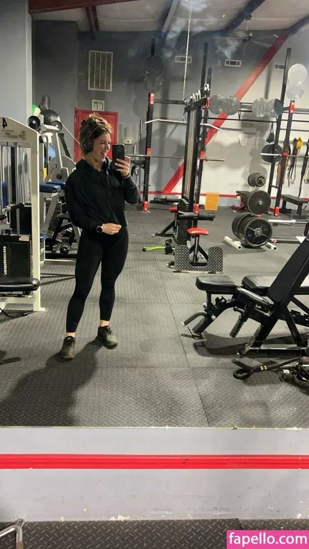 Hannah Barron Onlyfans Photo Gallery 