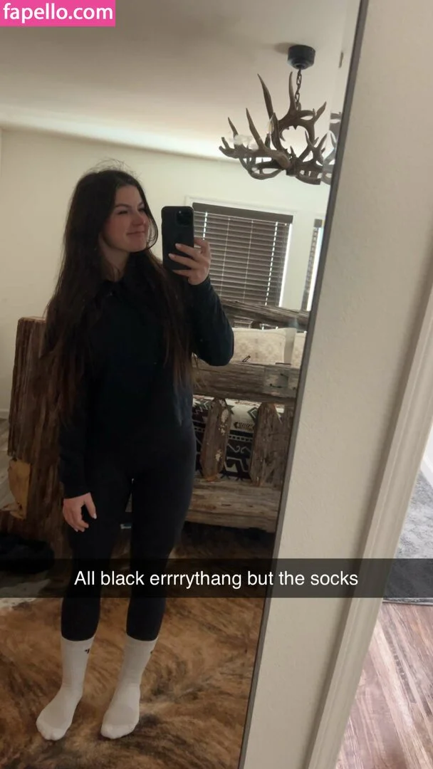 Hannah Barron Onlyfans Photo Gallery 