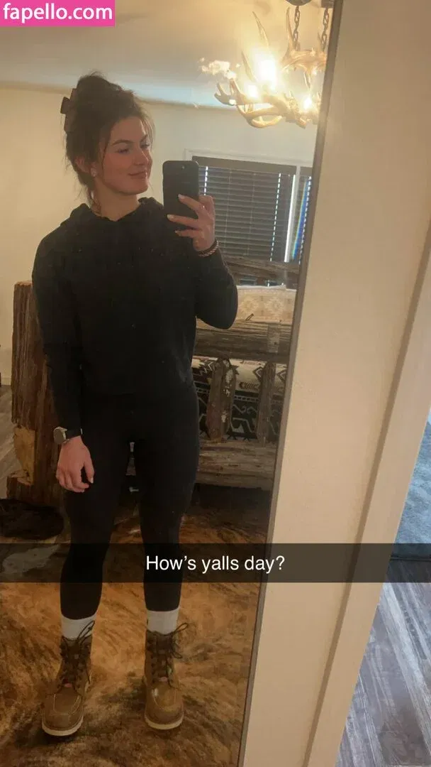 Hannah Barron Onlyfans Photo Gallery 