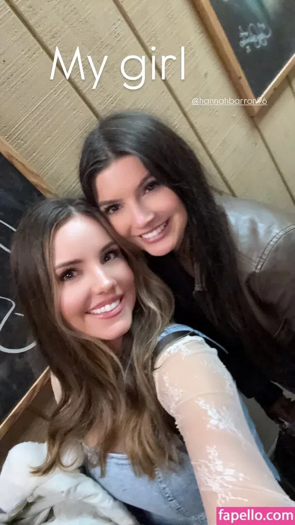 Hannah Barron Onlyfans Photo Gallery 