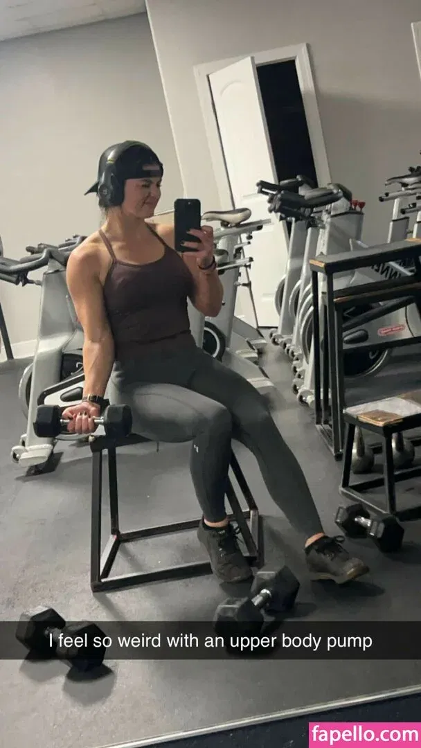 Hannah Barron Onlyfans Photo Gallery 