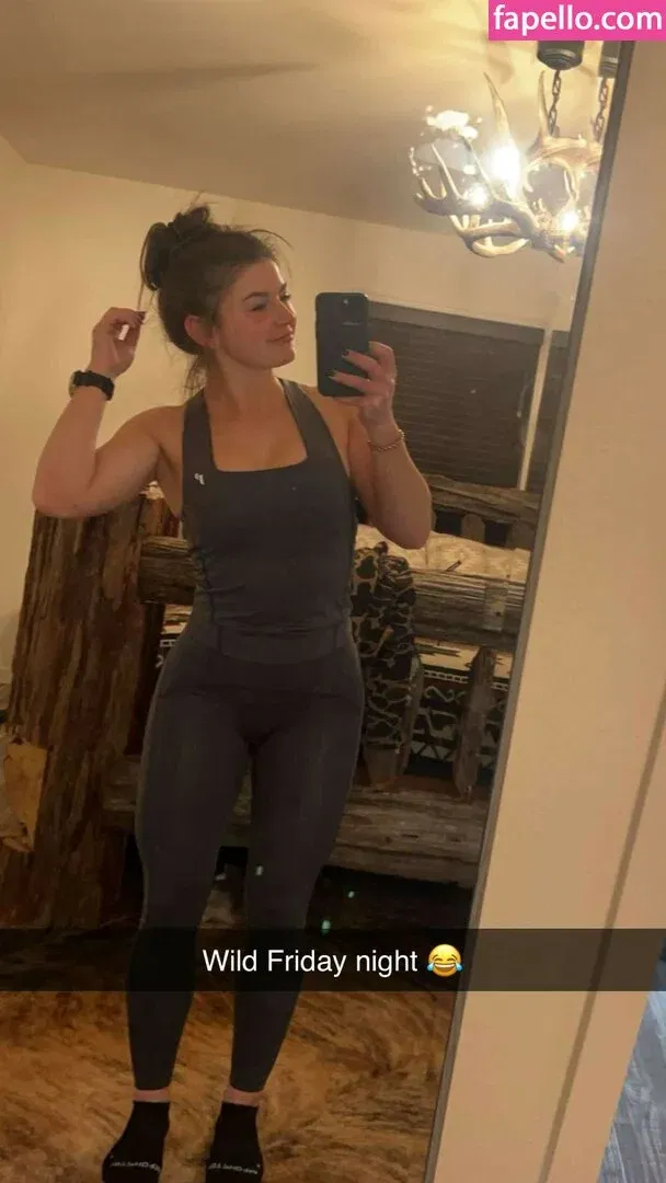 Hannah Barron Onlyfans Photo Gallery 