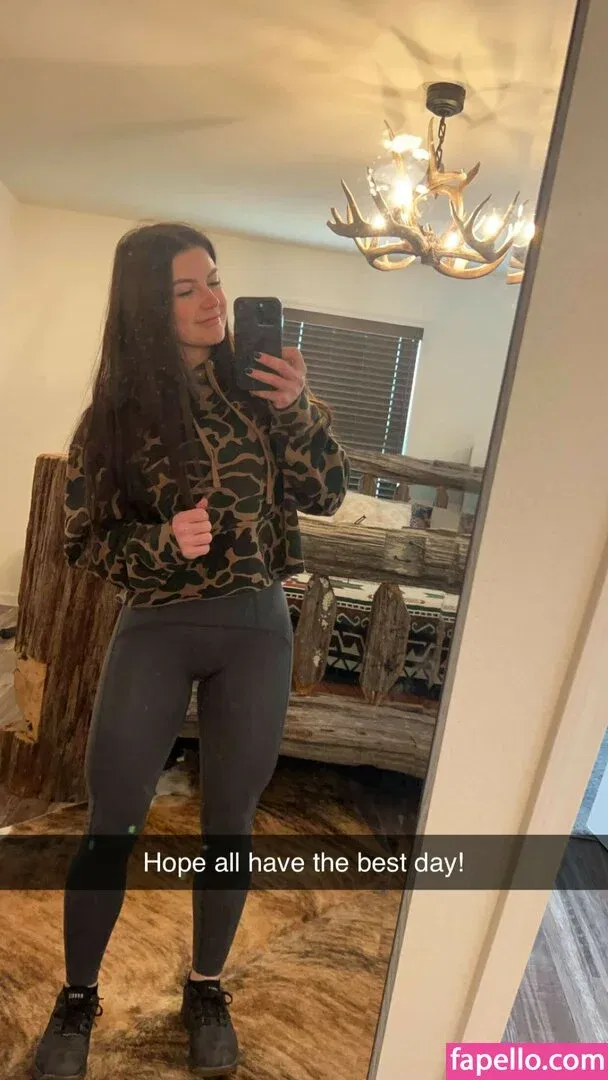 Hannah Barron Onlyfans Photo Gallery 