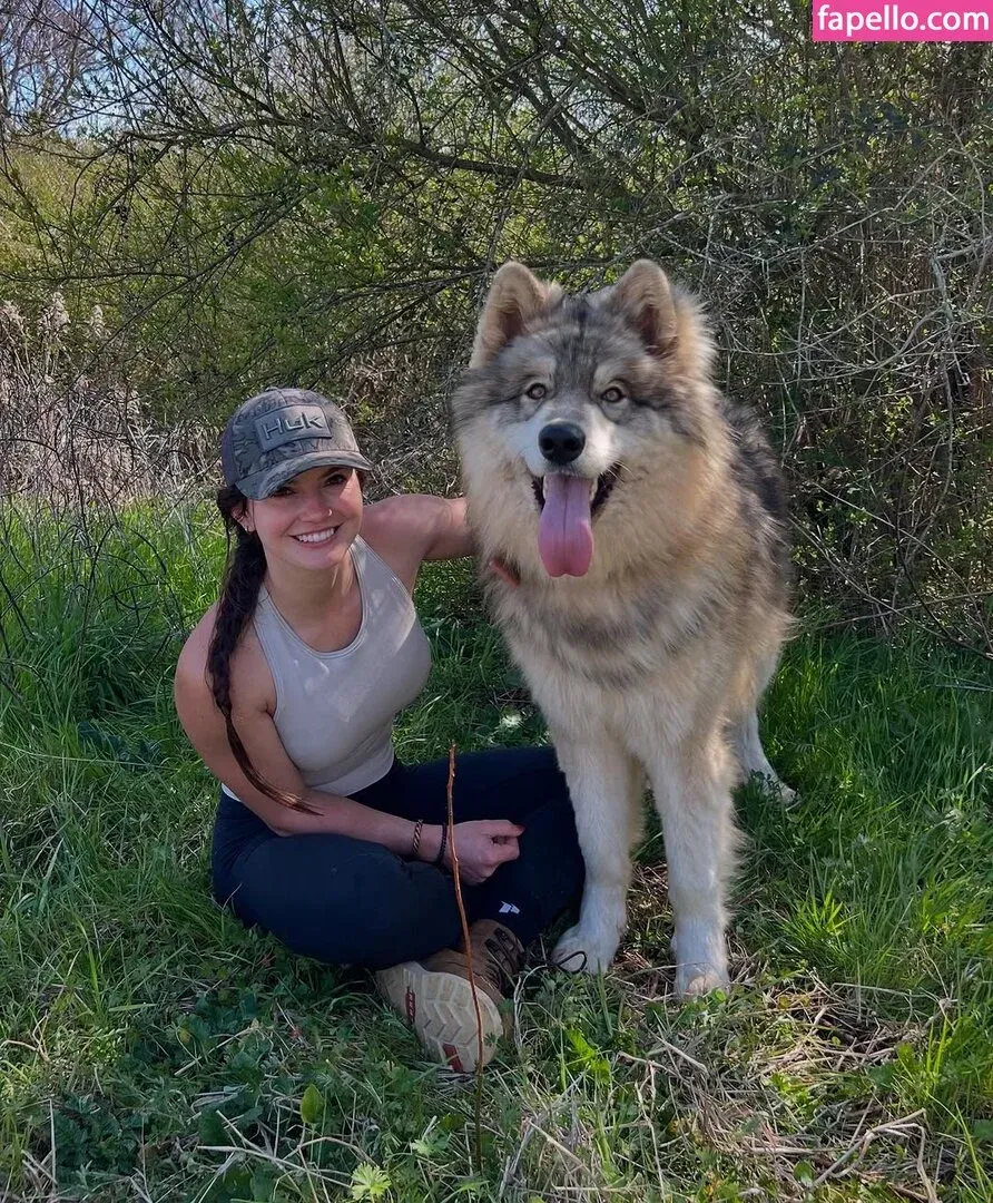 Hannah Barron Onlyfans Photo Gallery 