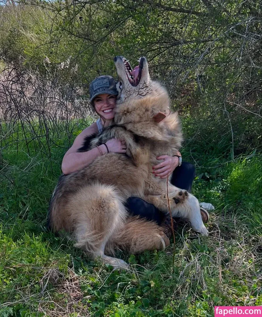 Hannah Barron Onlyfans Photo Gallery 