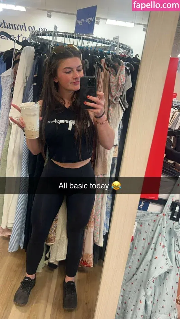 Hannah Barron Onlyfans Photo Gallery 