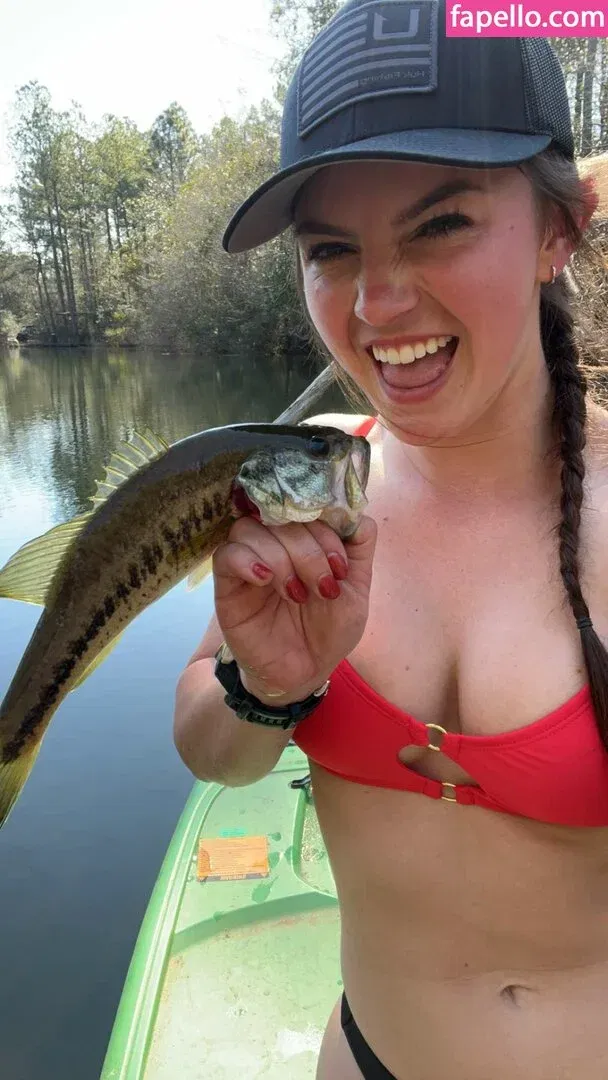 Hannah Barron Onlyfans Photo Gallery 