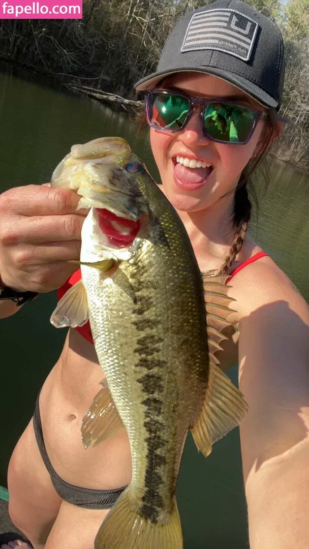 Hannah Barron Onlyfans Photo Gallery 