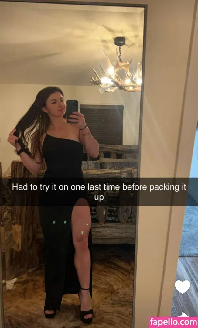 Hannah Barron Onlyfans Photo Gallery 