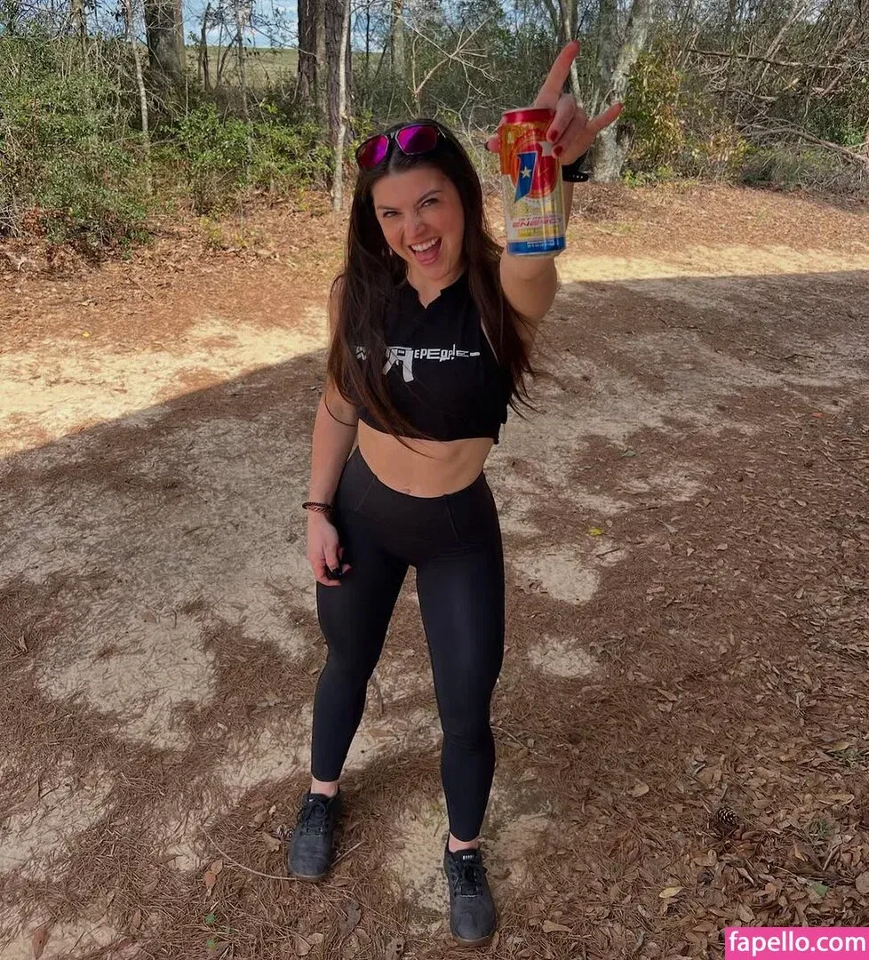 Hannah Barron Onlyfans Photo Gallery 