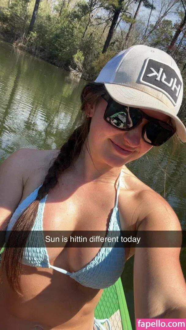 Hannah Barron Onlyfans Photo Gallery 