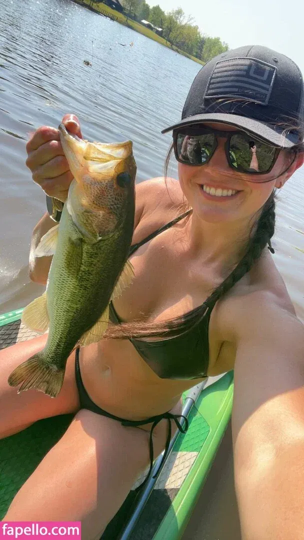 Hannah Barron Onlyfans Photo Gallery 