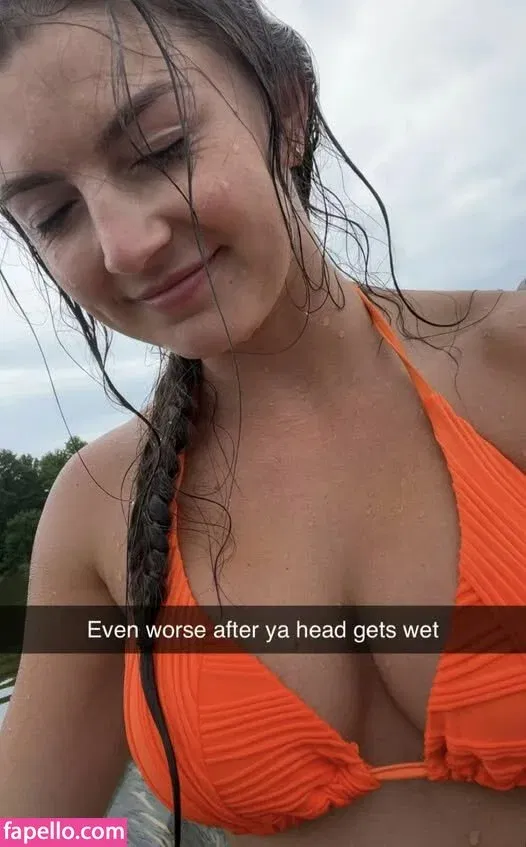 Hannah Barron Onlyfans Photo Gallery 