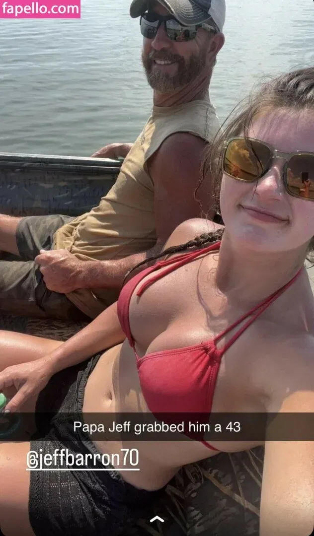 Hannah Barron Onlyfans Photo Gallery 