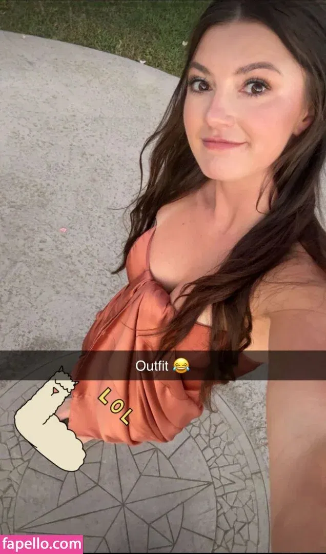 Hannah Barron Onlyfans Photo Gallery 