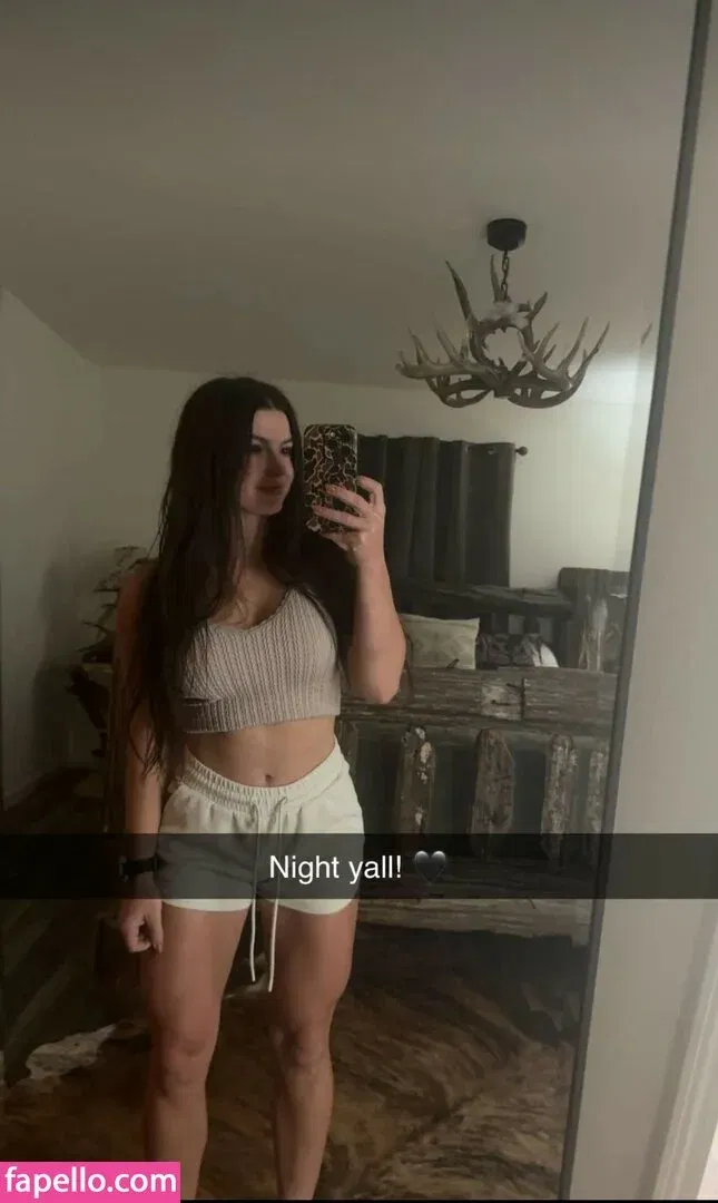 Hannah Barron Onlyfans Photo Gallery 