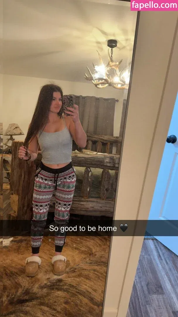 Hannah Barron Onlyfans Photo Gallery 