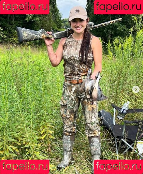 Hannah Barron Onlyfans Photo Gallery 