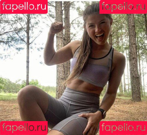 Hannah Barron Onlyfans Photo Gallery 