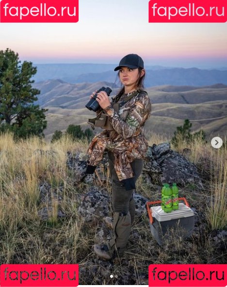 Hannah Barron Onlyfans Photo Gallery 