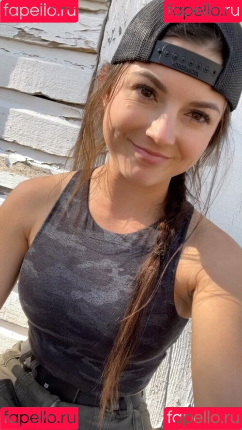 Hannah Barron Onlyfans Photo Gallery 