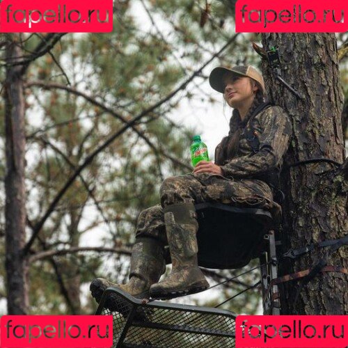 Hannah Barron Onlyfans Photo Gallery 